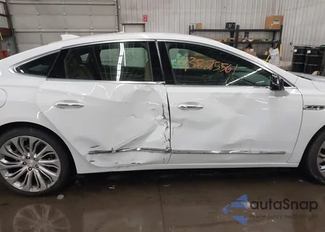 2017 Buick Lacrosse Essence из США, поврежденный, VIN 1G4ZP5SS3HU165619